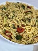 סלט פסטה צבעוני